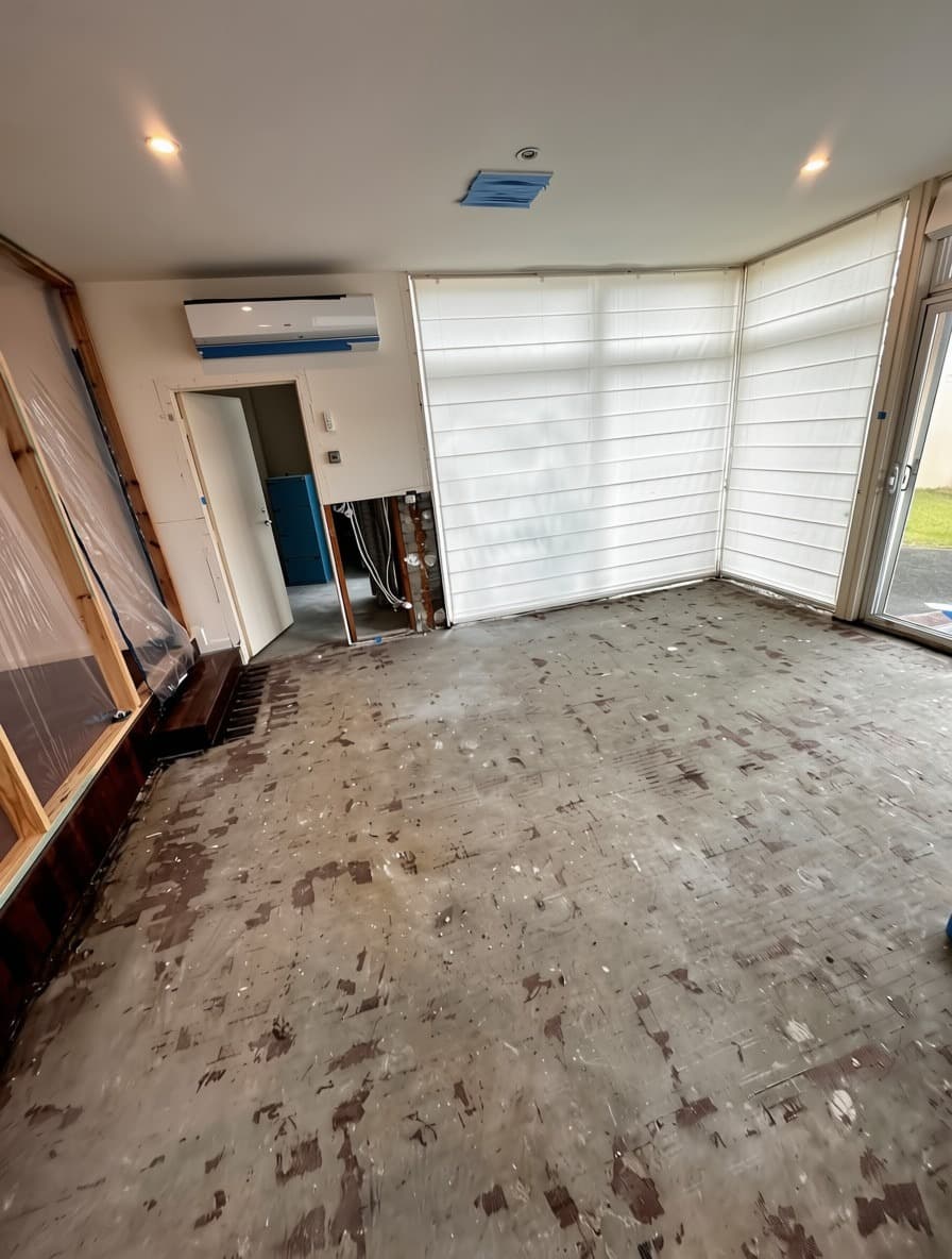 Main lounge entrance in Hampton Park before restoration works